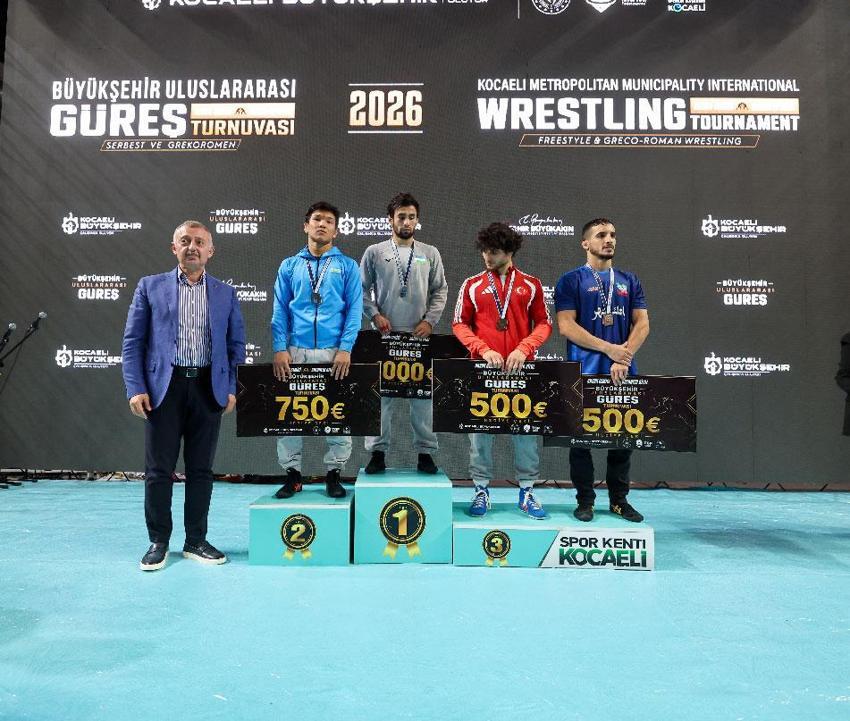 Kocaeli sporun merkez üssü oluyor! 24 ülkeden 433 sporcu Kocaeli’de mindere çıktı