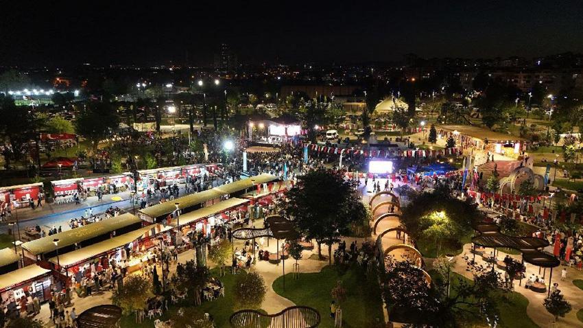 Gaziantep'te Hemşeri Dernekleri Festivali renkli görüntülerle açıldı