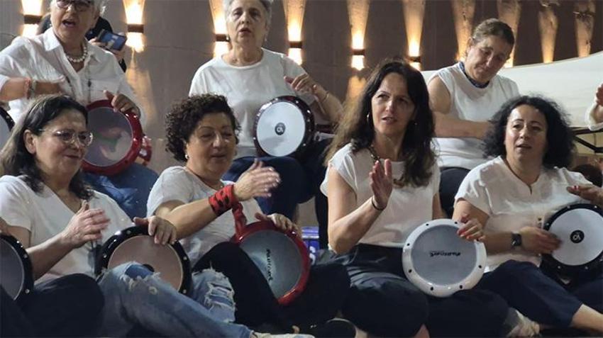 Bartın'da eğlence yarıda kaldı: Başkan sahneye çıktı, şehir karanlığa gömüldü
