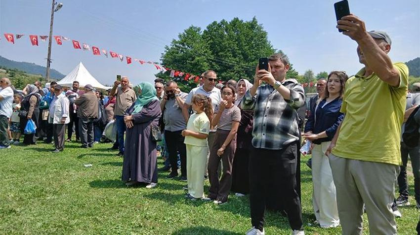 Posof’ta festival coşkusu: Aşıklar ve halk oyunları damga vurdu