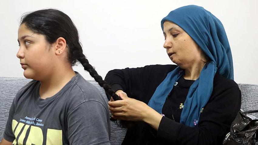 3 çocuk annesi kadın Gaziantep'te yardım bekliyor! 11 yılda 35 ameliyat geçirdi; son ameliyatı olmazsa dili alınacak