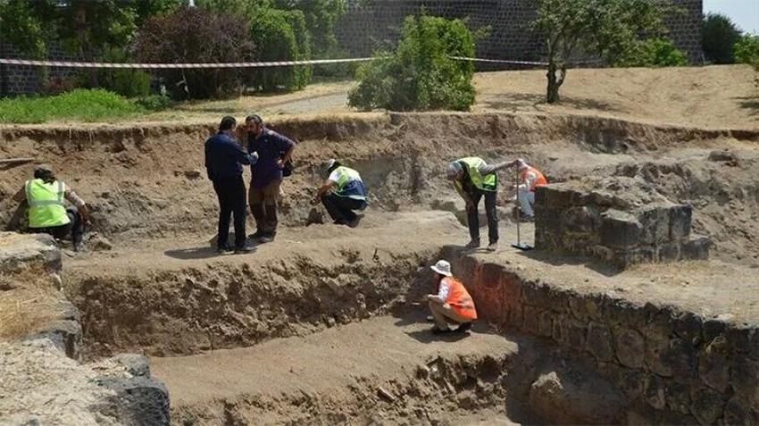 Tarihi değiştiren topraklarda büyük keşif! Malazgirt'in sırları toprak altından çıkıyor