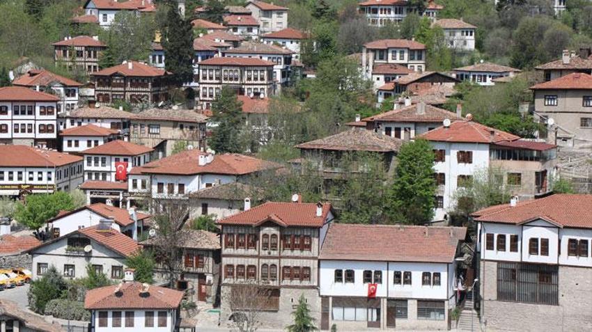 UNESCO Dünya Miras Listesindeki Safranbolu'da yılın ilk 6 ayında 104 bin 258 kişi konakladı