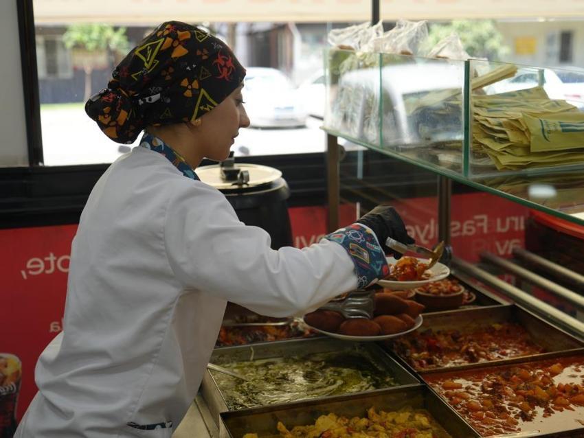"Yapamazsın" dediler, 19 yaşında kendi işletmesini kurdu! Şimdi herkes onu konuşuyor: 5 kişiye ekmek kapısı açtı