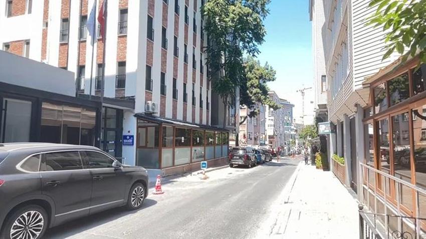 Şişli'de eski sevgili vahşeti! Genç kadın eczane çıkışında katledildi