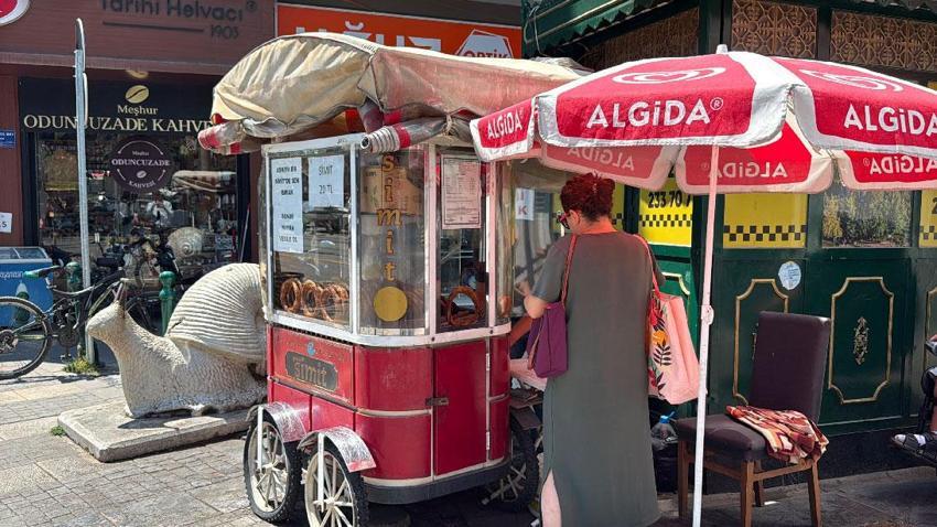 Türkiye'nin en iyisi seçilen tescilli Eskişehir simidinin lezzet sırları açıklandı