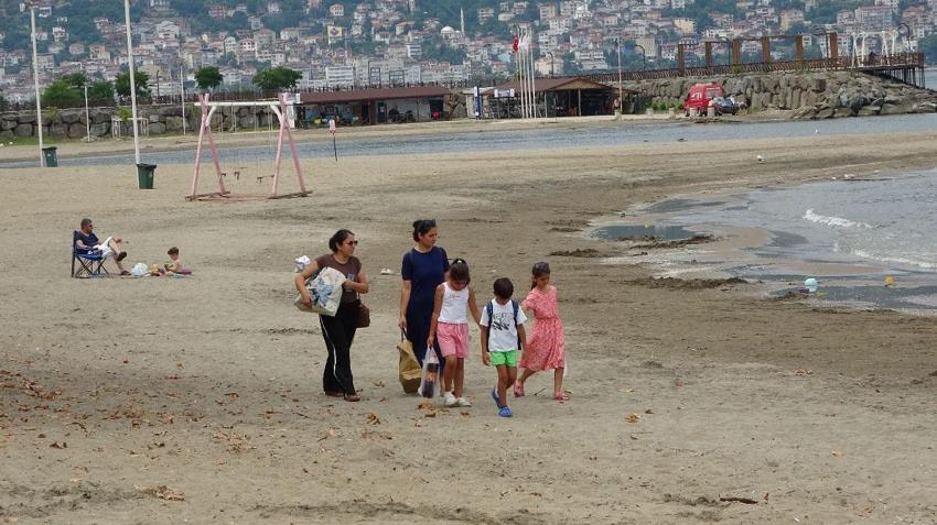 Tatilcilerin yeni rotası berrak denizi ve geniş kumsalıyla Ordu plajları