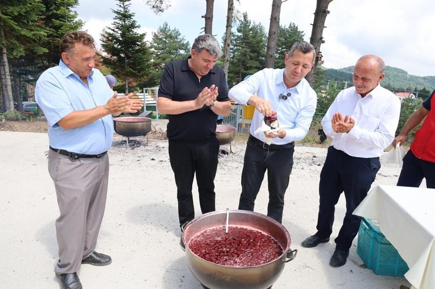 Alaçam'ın aromalı ve lezzetli çileği reçel oldu: Hedef coğrafi işaret ve Türkiye pazarı