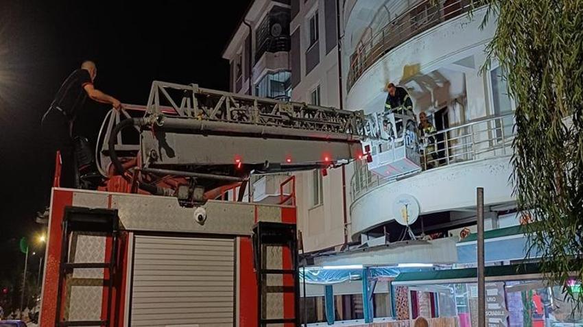 Komşular şüphelendi, ekipler eve girdi! Karşılaştıkları manzara şaşkına çevirdi