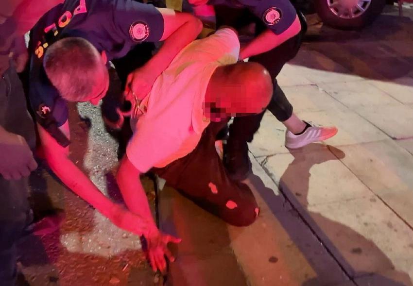 'Kelepçe vuramazlar, imkansız' dedi oyununu kameralar bozdu!