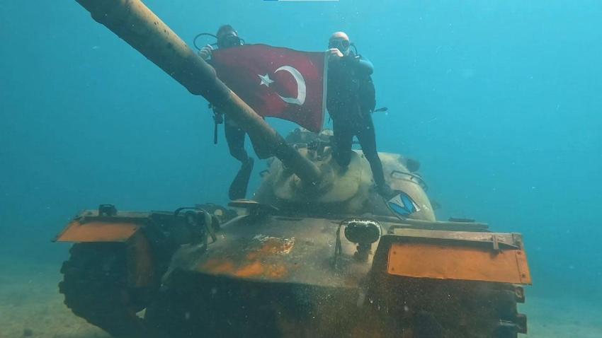 Edirne’nin Saros Körfezi'ndeki tank batığı, dalış tutkunlarının uğrak noktası haline geldi