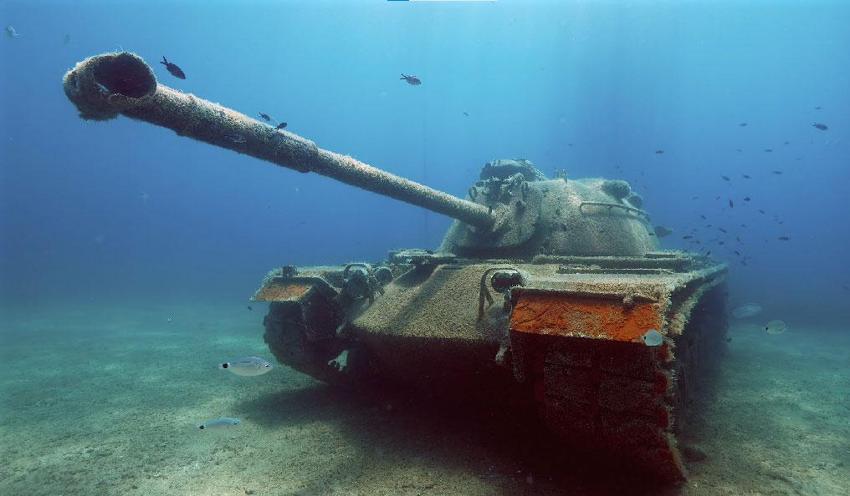 Edirne’nin Saros Körfezi'ndeki tank batığı, dalış tutkunlarının uğrak noktası haline geldi