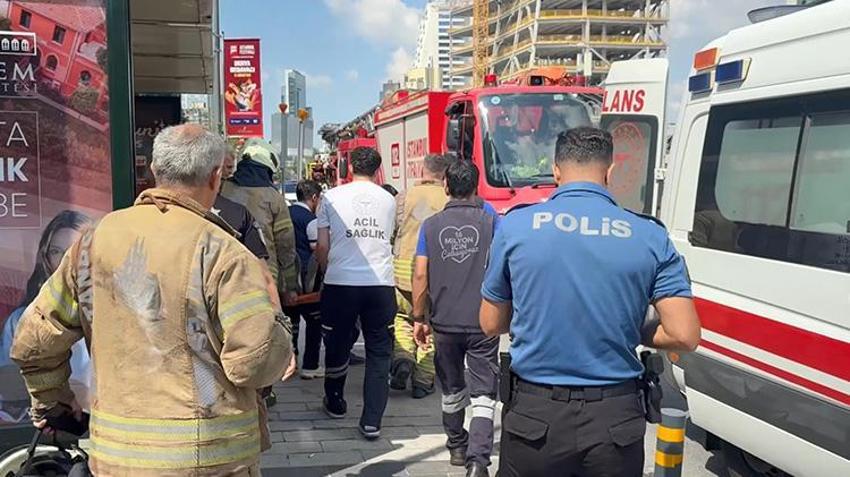 Şişli'de görme engelli vatandaşın metro raylarına düştüğü anın görüntüsü ortaya çıktı!