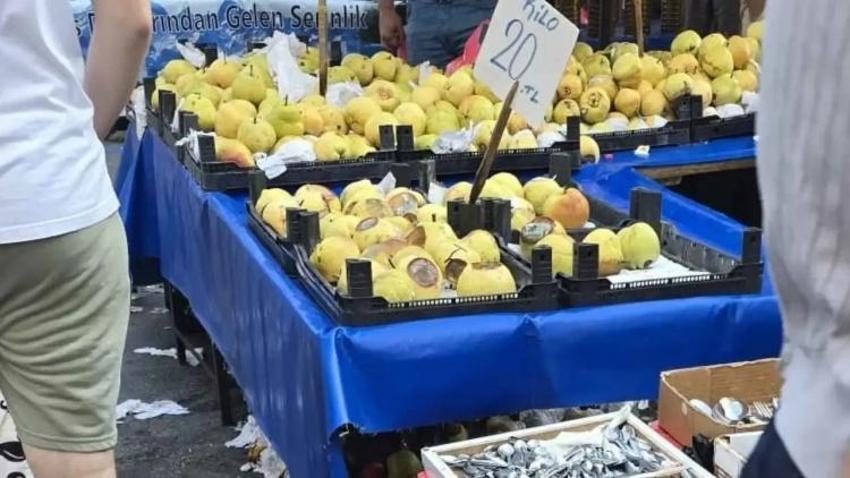 Antalya'da pazar tezgahında dikkat çeken görüntü: Çürümüş ve küflenmiş halde sattılar