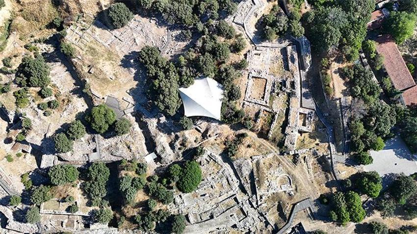 Troya'da heyecanlandıran 2 bin yıllık keşif! Toprağın altından antik otoban çıktı
