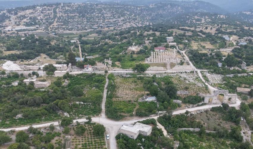 Krallığın ibadet yeriydi: Mersin'de ziyaretçi akınına uğruyor