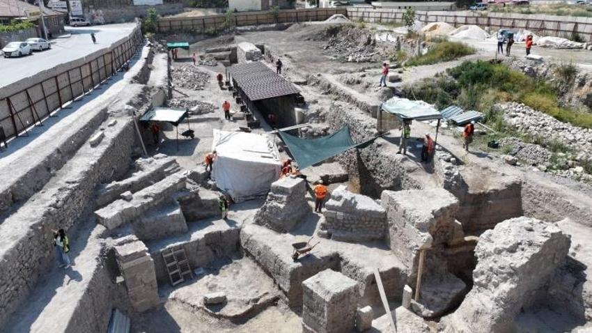 Konya’da kazı sırasında ortaya çıktı! Tarihe ışık tutacak