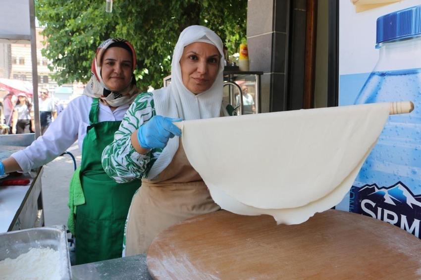 Can sıkıntısını mesleğe dönüştürdü: Diyarbakır'da gelin görümce dükkan açtı