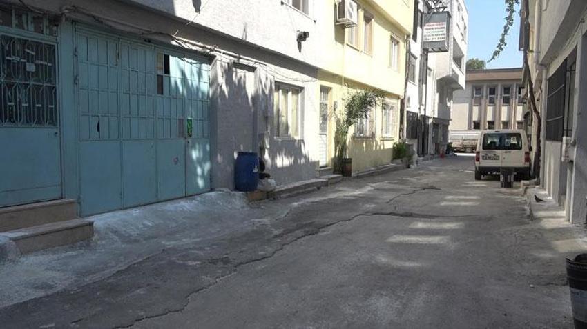 Apartmandan dehşet çıktı, mahalleli ayağa kalktı