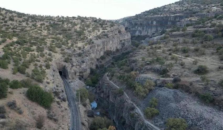 Malatya'nın doğal stüdyosu: Girmana Kanyonu büyülüyor!