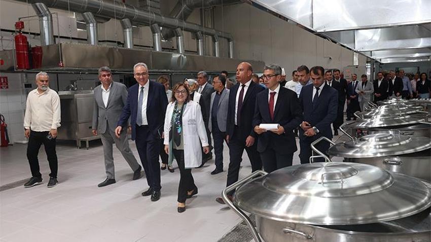 Gastronomi kentine yakışan hamle! Gaziantep’te dev tesis hizmette, teknoloji üssü gibi