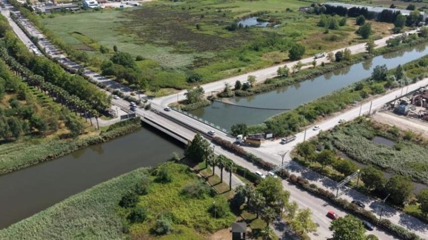 İzmit'in göbeğine yeni köprü yapılıyor: 157 metre uzunluğunda olacak