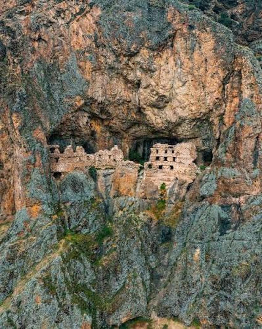 Ankara’nın 'Mini Sümela'sı: keşfedilmeyi bekliyor: Kızılcahamam’daki tarihi Alicin Manastırı gizemini koruyor