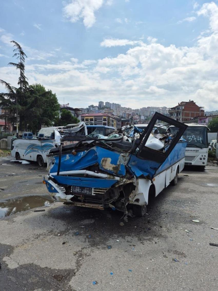 Trabzon'da ekonomiye yeni getiri: Hurdaya ayrılan araçlar paraya dönüşüyor