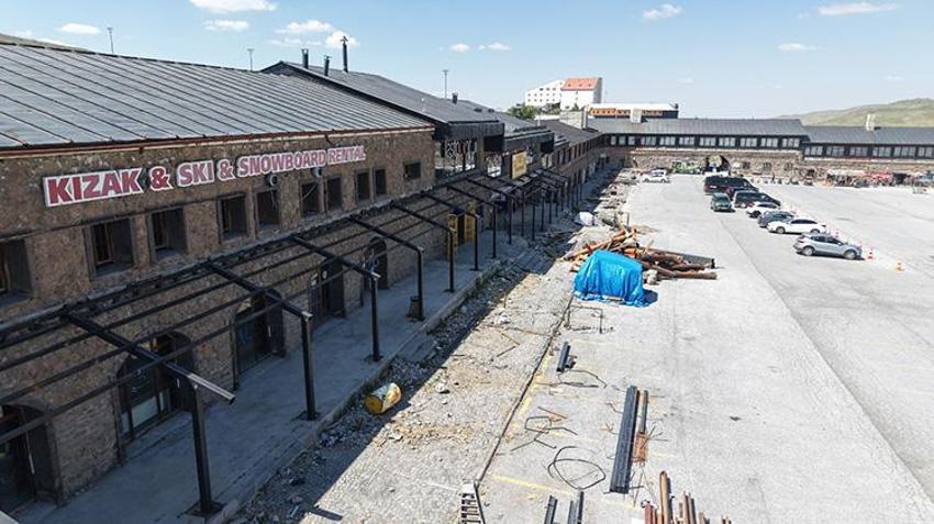 Erciyes kayak merkezi yeni sezona hazırlanıyor: Dev tesislerde bakım ve modernizasyon seferberliği!