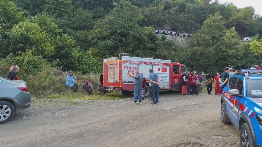 Giresun'da etkili sağanak felakete dönüştü! Sele kapılan anne kayıp, 2 kızı hayatını kaybetti