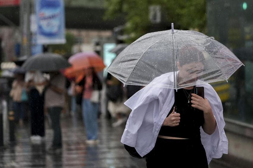 Meteoroloji ve hava tahmin uzmanı tarih vererek uyardı: Hafta sonu ülkemizin büyük bir bölümü sağanak yağışların etkisi altında olacak