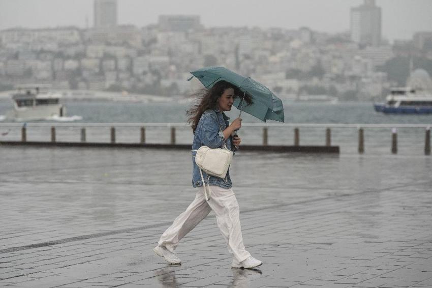 Meteoroloji ve hava tahmin uzmanı tarih vererek uyardı: Hafta sonu ülkemizin büyük bir bölümü sağanak yağışların etkisi altında olacak