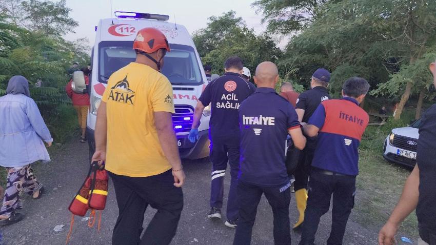 Giresun'da etkili sağanak felakete dönüştü! Sele kapılan anne kayıp, 2 kızı hayatını kaybetti
