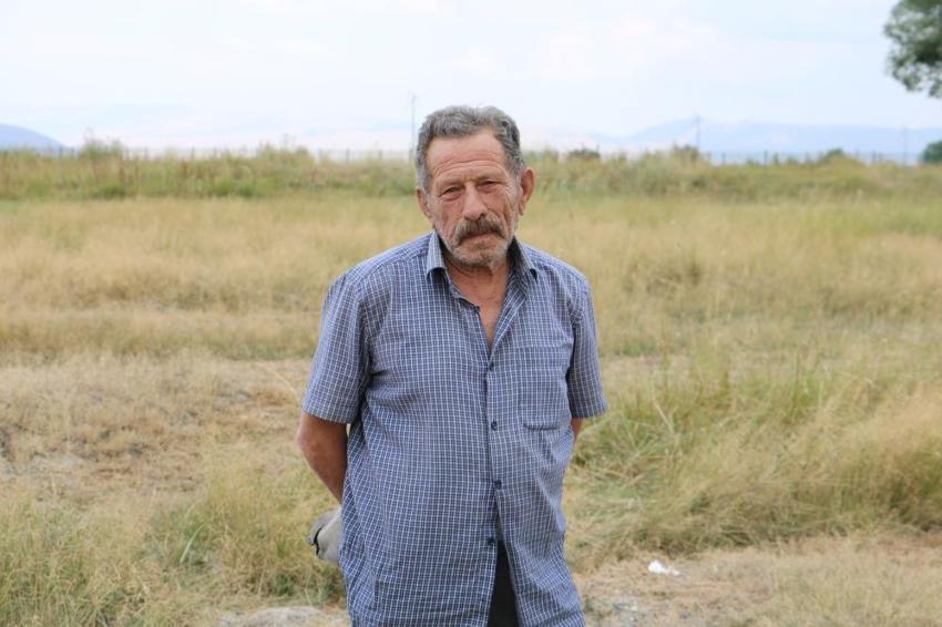 Erzurum'da mavi alevle yanan gizemli su: 50 yıl önce kapatılmıştı, durdurulamıyor! Dokunanın cildi pamuk gibi oluyor, köpüğü yanıyor!