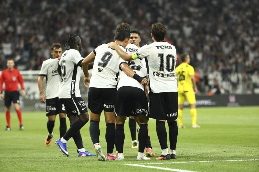 Beşiktaş - Hradec Kralove MAÇ SONUCU | Beşiktaş - Hradec Kralove kaç kaç bitti? Beşiktaş Avrupa Ligi'nde tur atladı mı? Beşiktaş'ın rakibi hangi takım oldu?