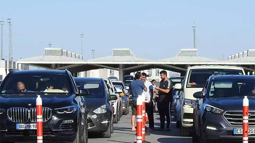 YURT DIŞINDAN GETİRİLEN ARAÇLARDA YENİ DÖNEM! Aracı kimler kullanabilir? Resmi Gazete'de değişiklik