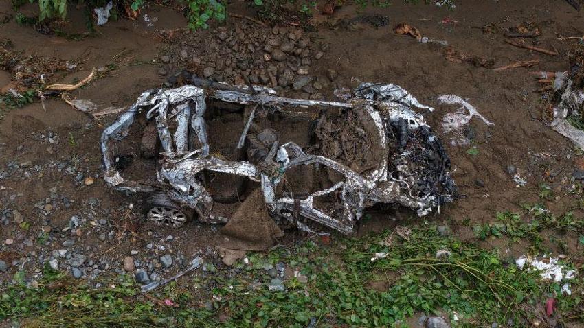 Giresun'da sağanak ve sel felakete yol yol açtı: Köylerine gitmek istediler, sel sularına kapılarak kayboldular