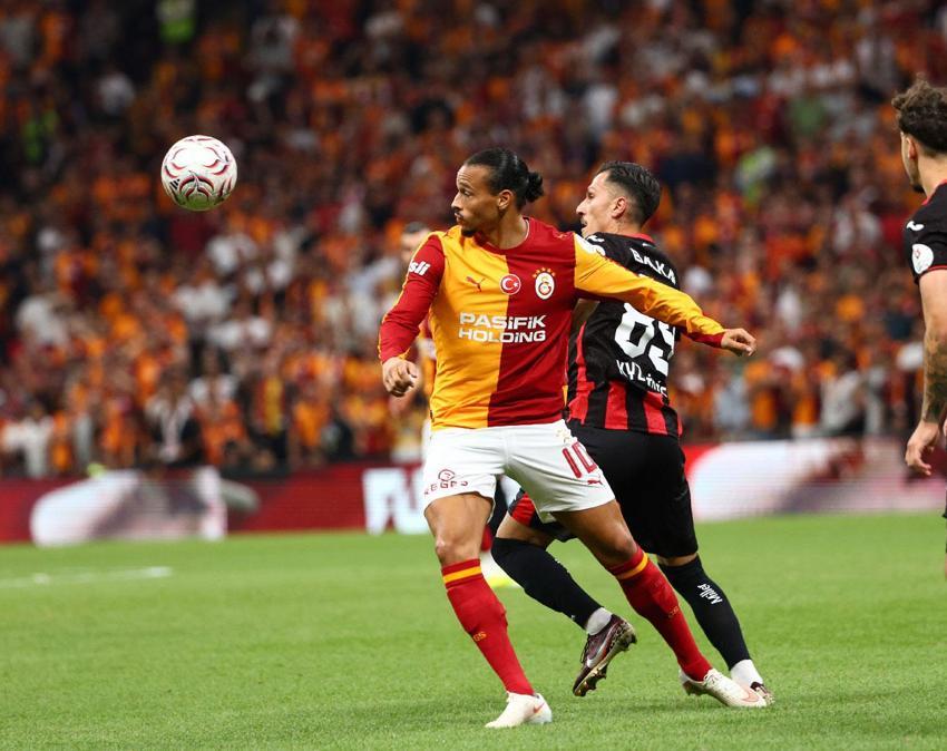 Süper Lig'in açılış maçında Galatasaray, Arca Çorum karşısında puanı son dakikada aldı