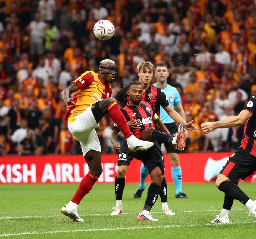Süper Lig'in açılış maçında Galatasaray, Arca Çorum karşısında puanı son dakikada aldı