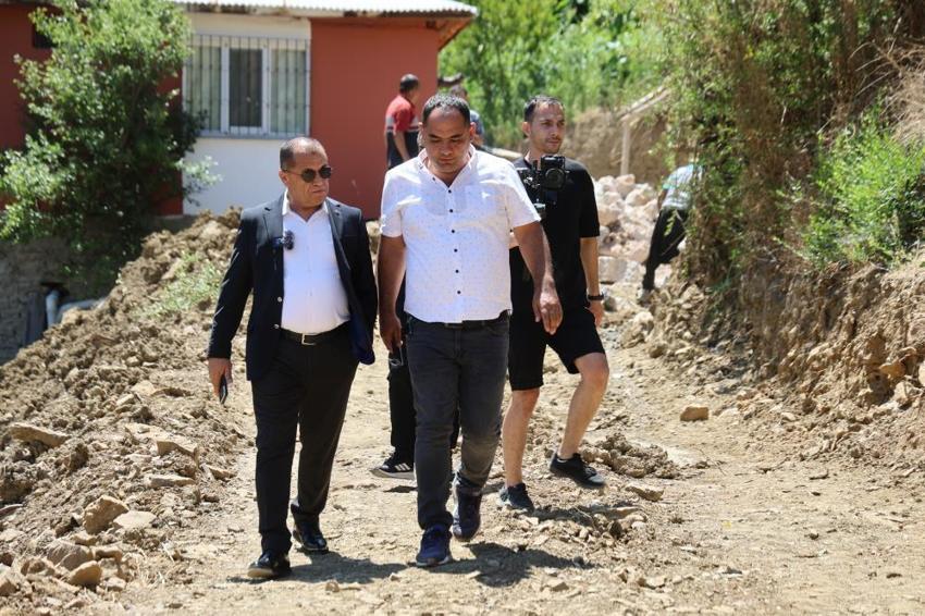 Adana'da yıllardır kapısına ambulans giremiyordu: 19 günde problem çözüldü!