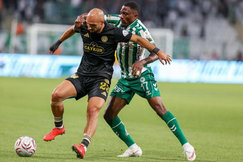 TÜMOSAN Konyaspor - Çaykur Rizespor maçında 3 puanı getiren gol 90+7'de penaltıdan geldi