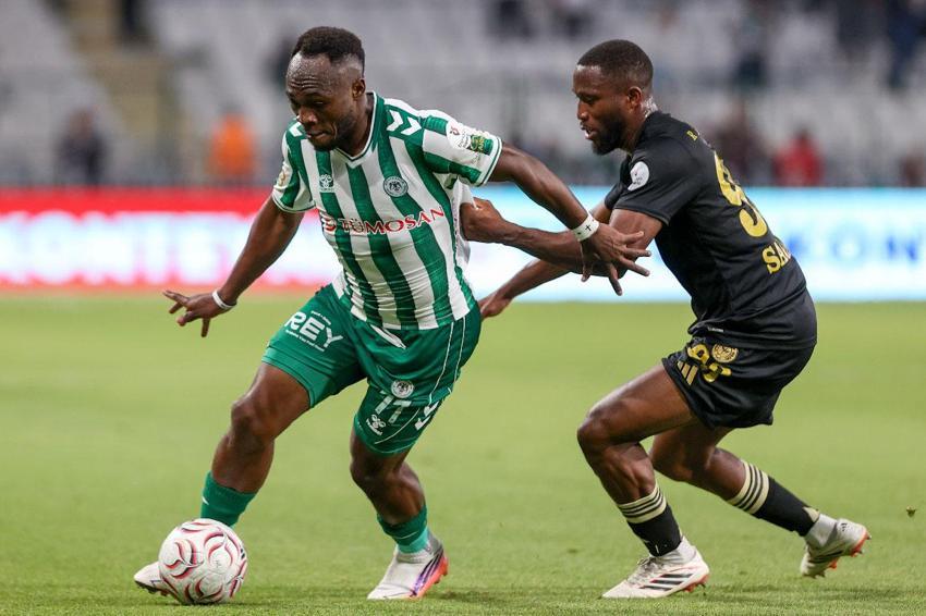 TÜMOSAN Konyaspor - Çaykur Rizespor maçında 3 puanı getiren gol 90+7'de penaltıdan geldi