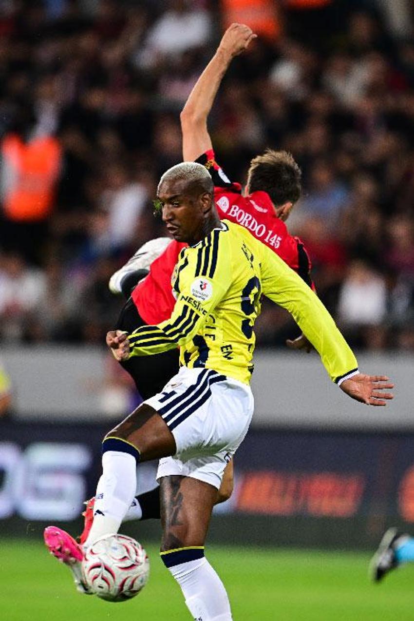 Gençlerbirliği: 2 - Fenerbahçe: 1 Kanarya attı Gençler geri döndü