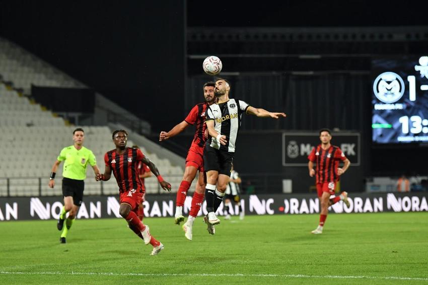 Manisa FK - Vanspor FK maçında gol yağmuru vardı