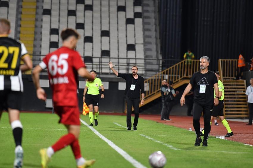 Manisa FK - Vanspor FK maçında gol yağmuru vardı