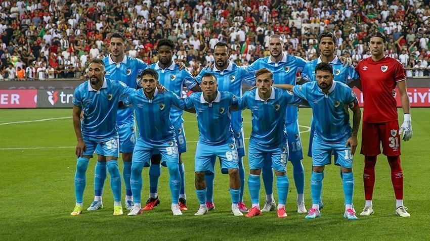 Erzurumspor, Amedspor'dan 3 gol yedi! Ahmet Dal transferi gece yarısı bitirdi