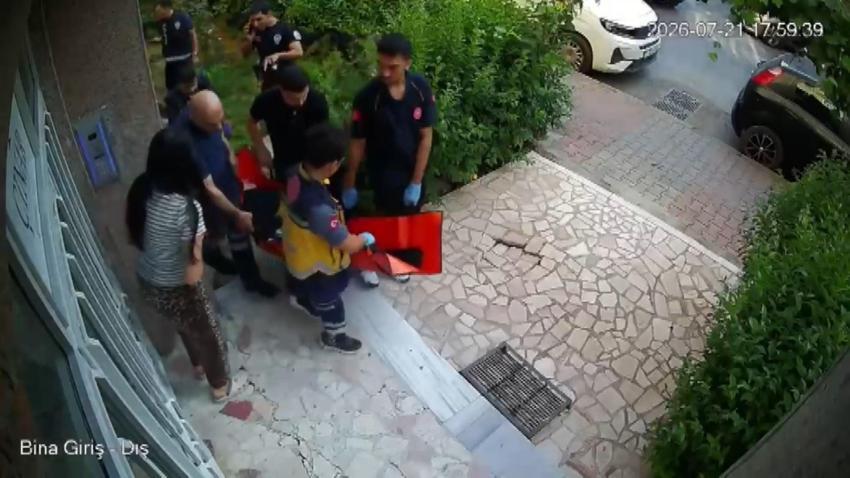 Sultangazi’de takıntılı olduğu kadının annesini bıçakladı!: 'Bu insan dışarı çıktığında da durmayacak'