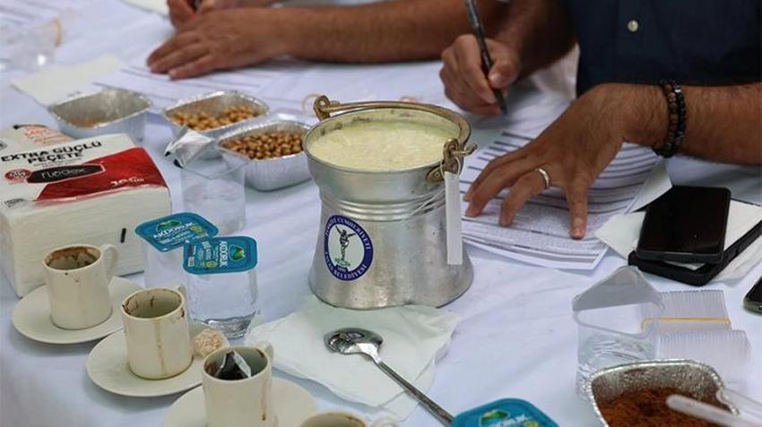 Tavas’ta yöresel lezzetler yarıştı: En iyi yoğurt ve kavun seçildi!