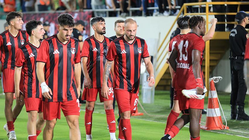 Vanspor'da kriz erken başladı! Murat Yıldırım'ın yerine başkası çıkınca ortalık karıştı: Yönetim açıkla