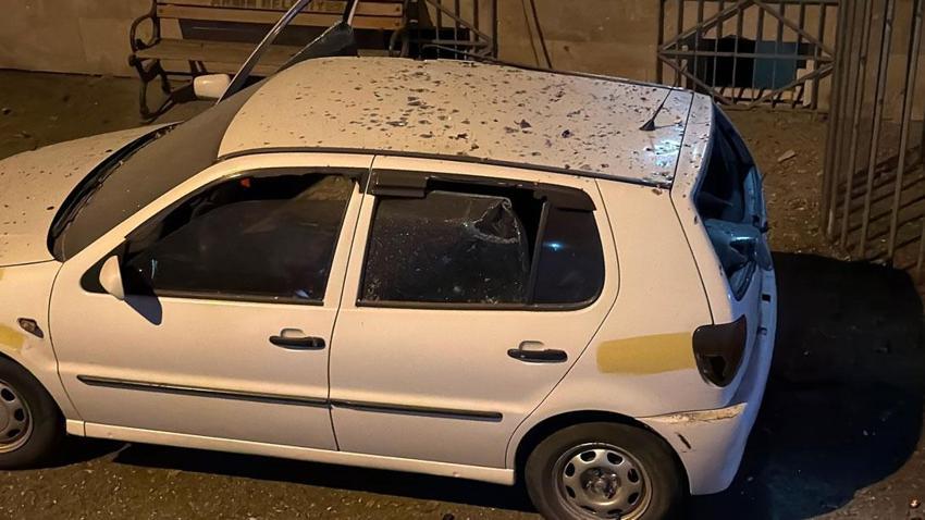 Emniyet müdürlüğü binası yanındaki araçların üzerine insansız hava aracı düştü